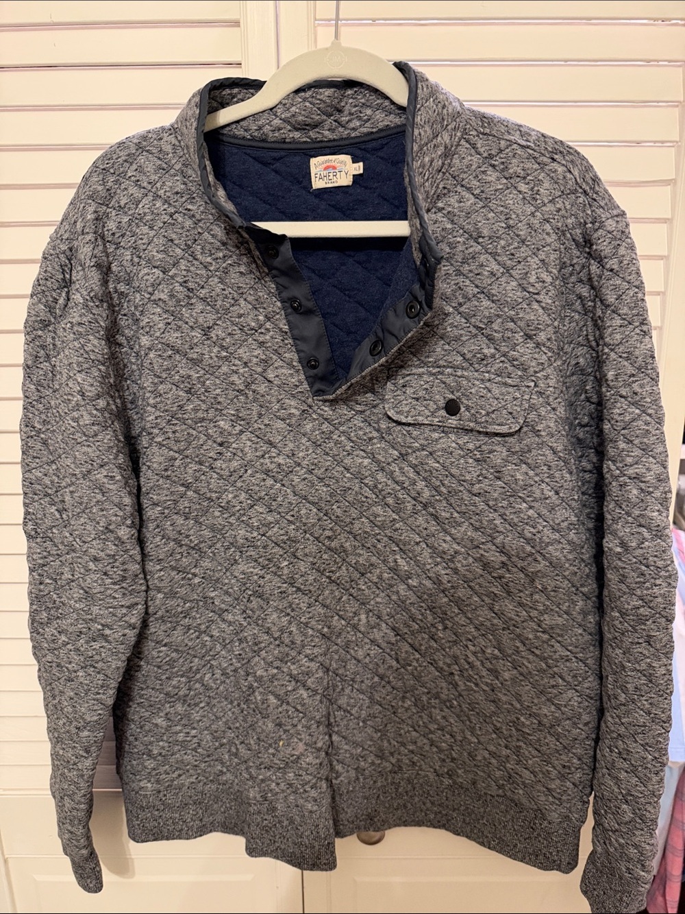 Faherty Quilted Pullover Sweater - Gray